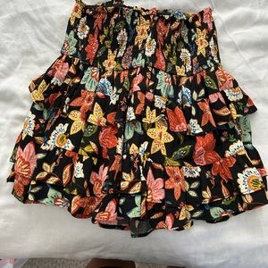 Oliveacous ruffle mini skirt